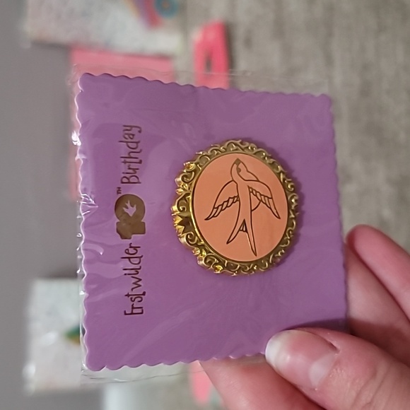 Accessories Galore - Picture 2 of 13